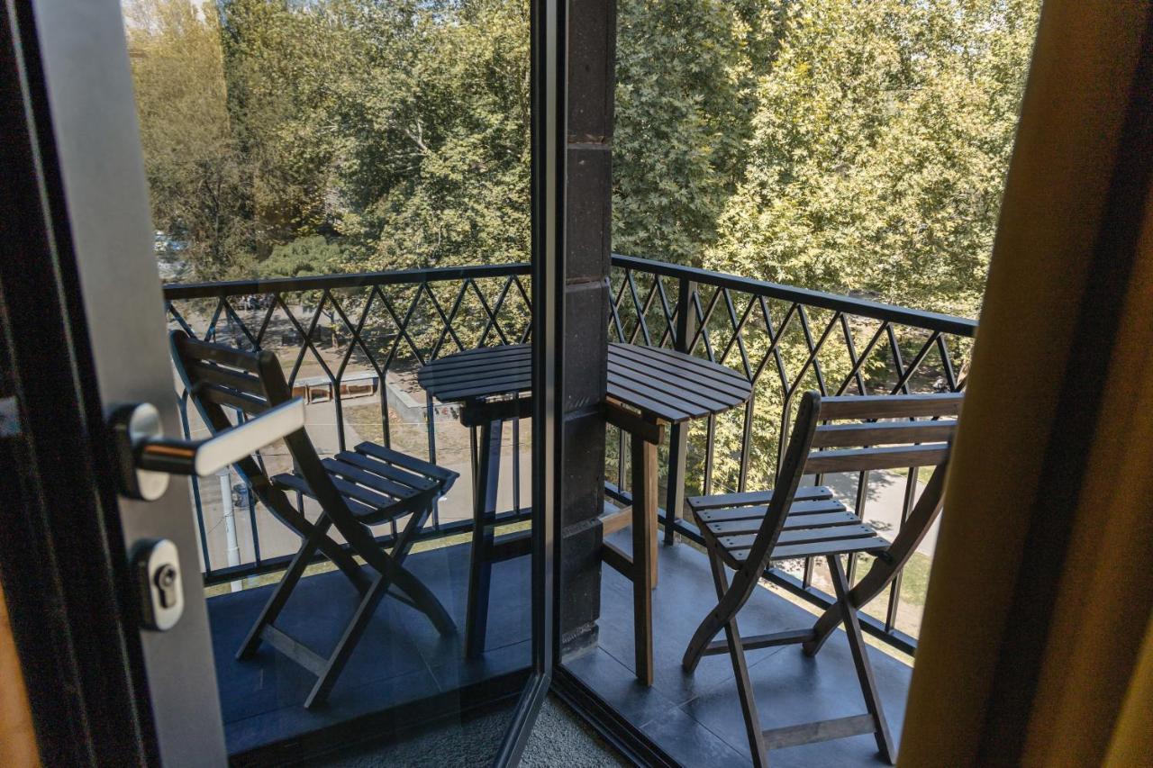 Aratta Boutique Hotel Yerevan Exterior photo